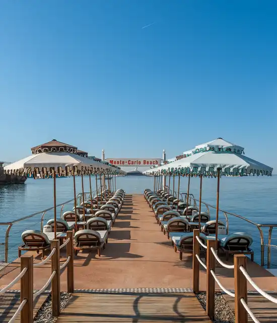 Ponton, Monte-Carlo Beach
