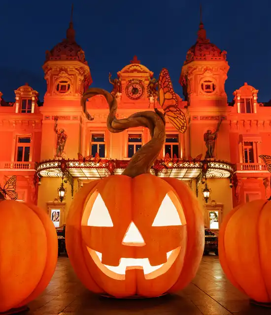 Halloween place du Casino décorations de nuit