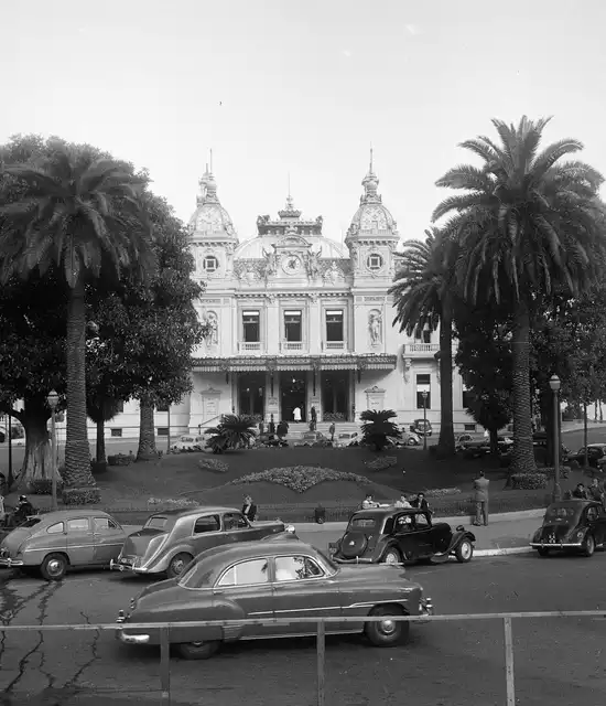 Façade du Casino de Paris Monte-Carlo - Archives 1952 - Monaco