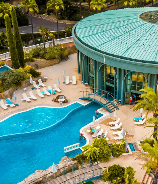 Pool - Monte-Carlo Bay Hotel & Resort 