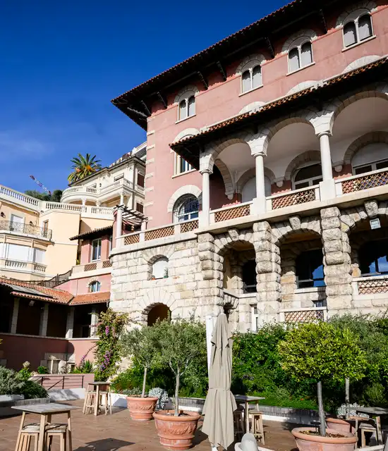 Façade de l'académie Princesse Grace