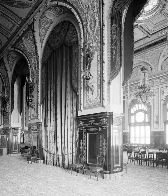 Galerie Empire - Salle de jeux Medecin - 1911_0623 - Archives - Monaco
