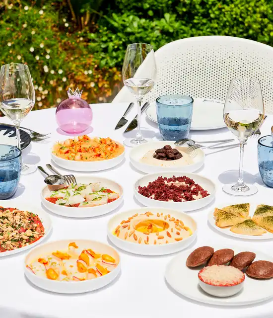 Table EM Sherif