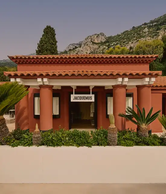 Jacquemus s'installe au Monte-Carlo Beach