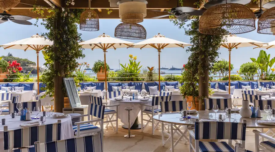 Maona Monte-Carlo Archi