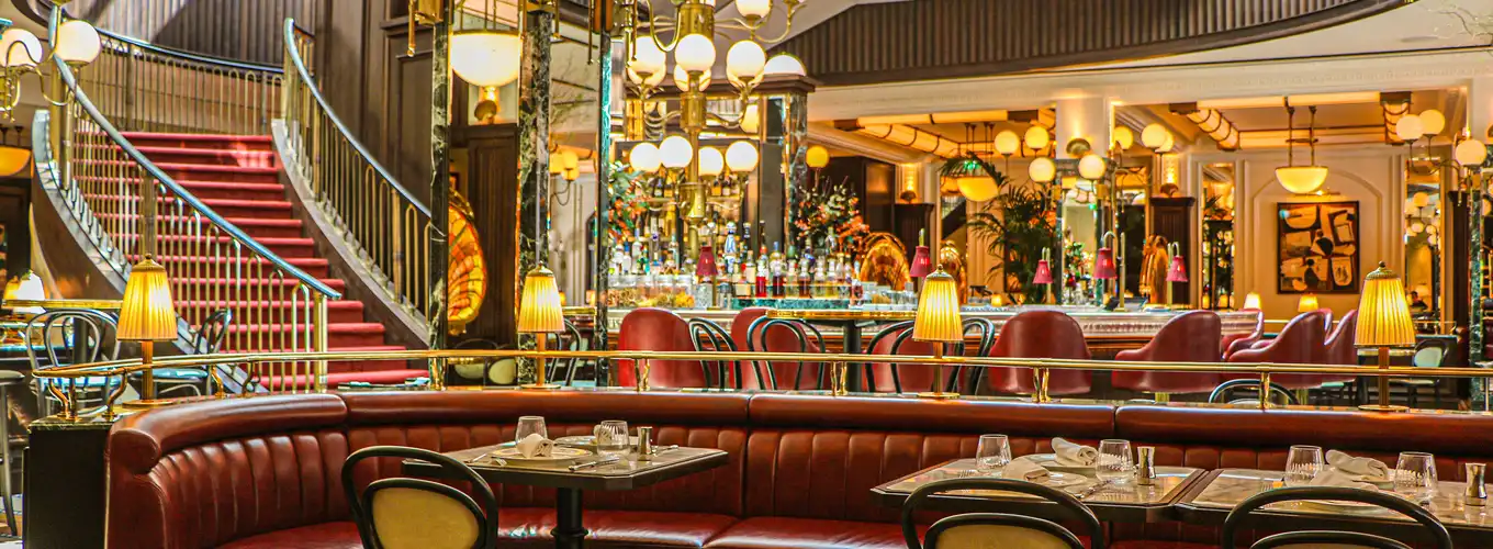Café-de-Paris-Monte-Carlo-Brasserie-Restaurant-Monaco-Salle