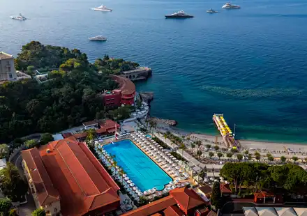 Monte-Carlo Beach - Façade