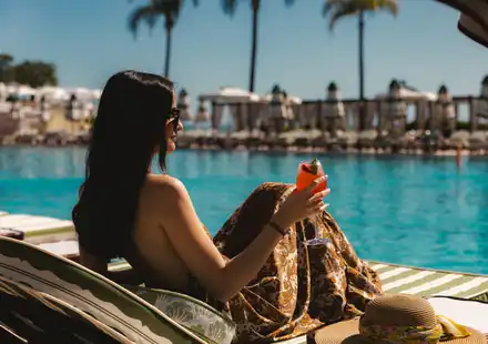 Bar Piscine - Monte-Carlo Beach - Hôtel Monaco 5 étoiles - Cocktail