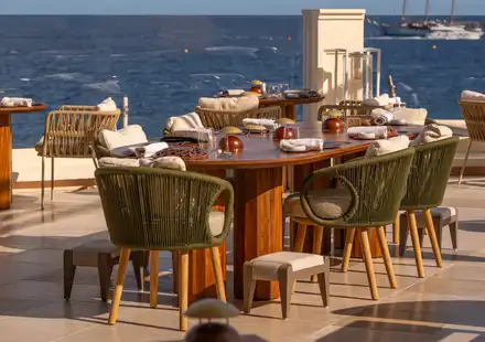 Restaurant-Blue-Bay-Terrasse-2023