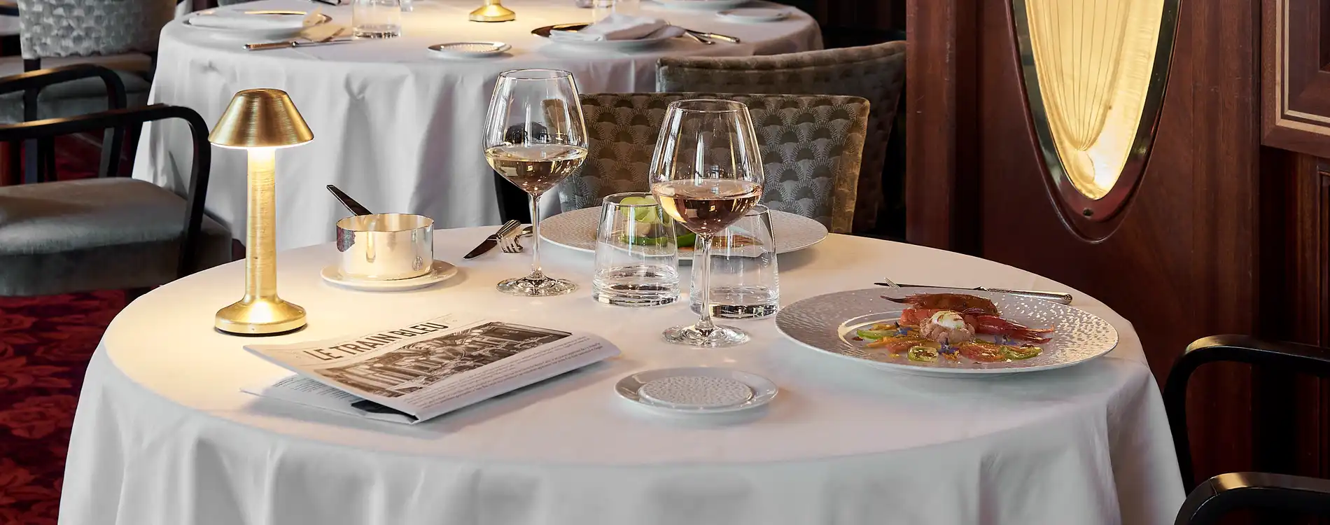 Tenue de salle restaurant cheap