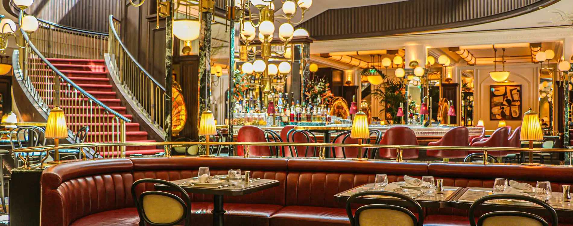 Café-de-Paris-Monte-Carlo-Brasserie-Restaurant-Monaco-Salle