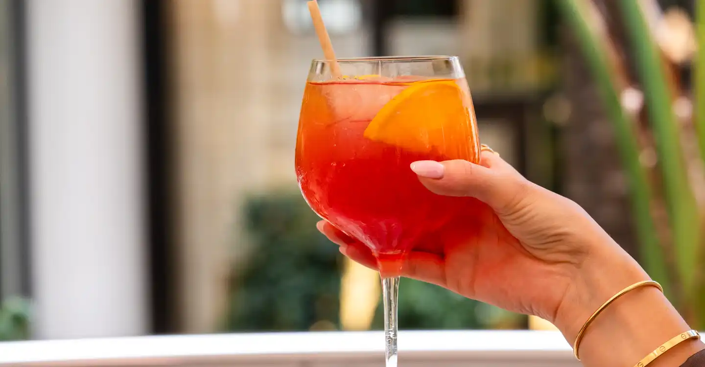 Mada One, Spritz Cocktail