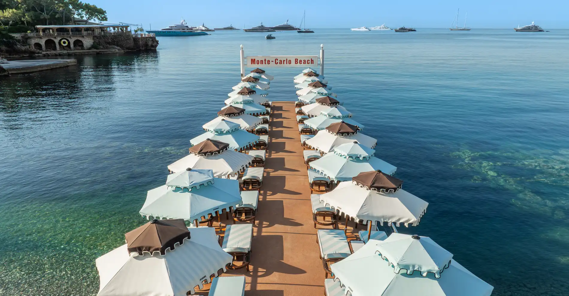 Monte-Carlo Beach - Palace 5 étoiles - Ponton Jacquemus