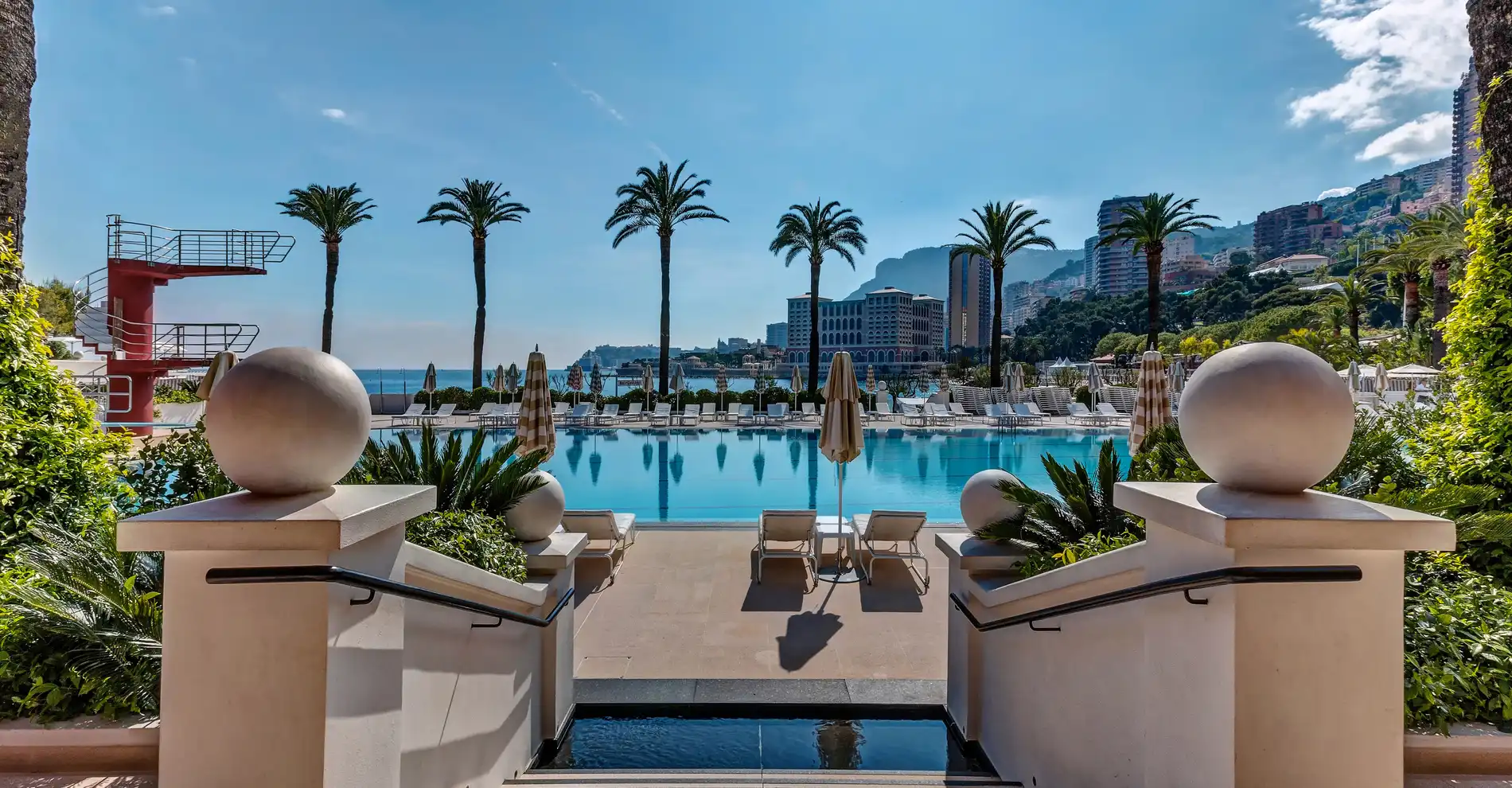 Monte-Carlo Beach Hotel