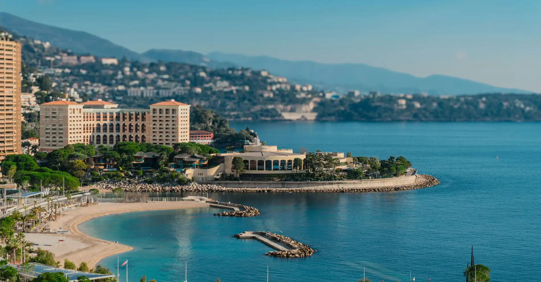 Plages du Larvotto à Monaco