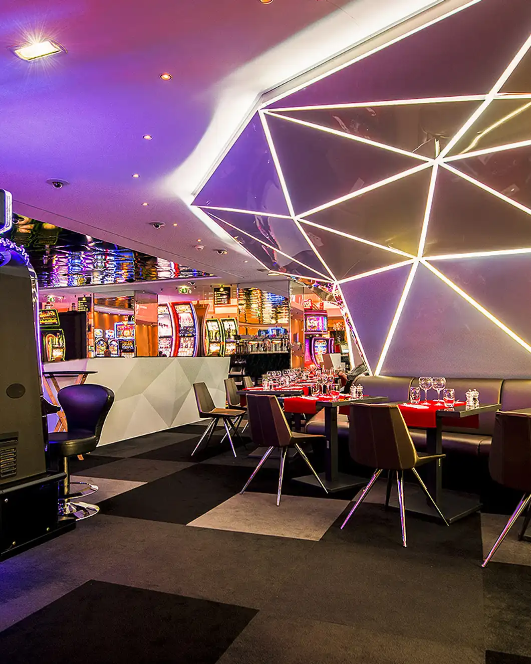 casino style cafe