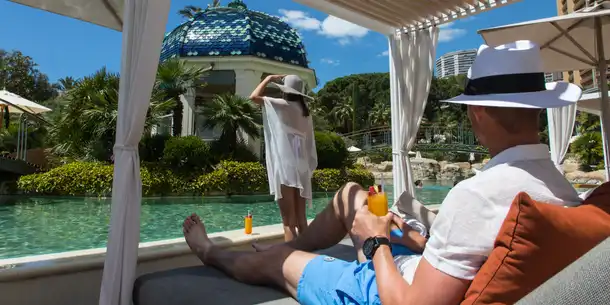 Cocoon Bay MCBAY