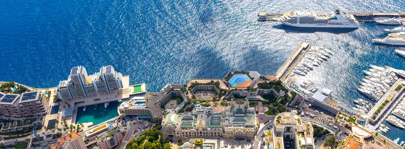 Monaco sur la côte méditerranéenne