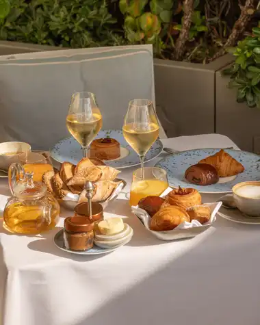 Brunch des Connaisseurs au Pavyllon Monte-Carlo, un restaurant de Yannick Alléno