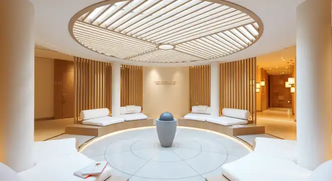 Puit de lumière SPA Clarins & myBlend